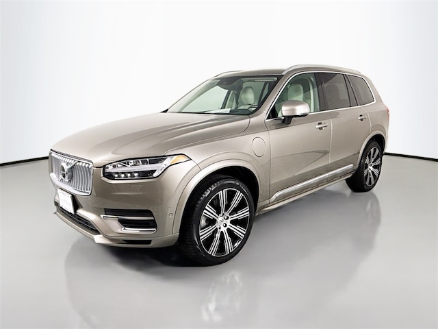 Featured Used 2022 Volvo XC90 Recharge Plug-In Hybrid T8 Inscription Extended Range 7P SUV for Sale in Boise ID