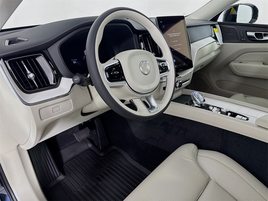 New 2026 Volvo XC60 B5 Ultra SUV