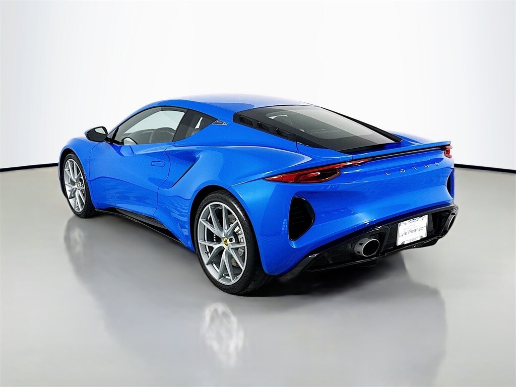 2024 Lotus Emira First Edition photo 3