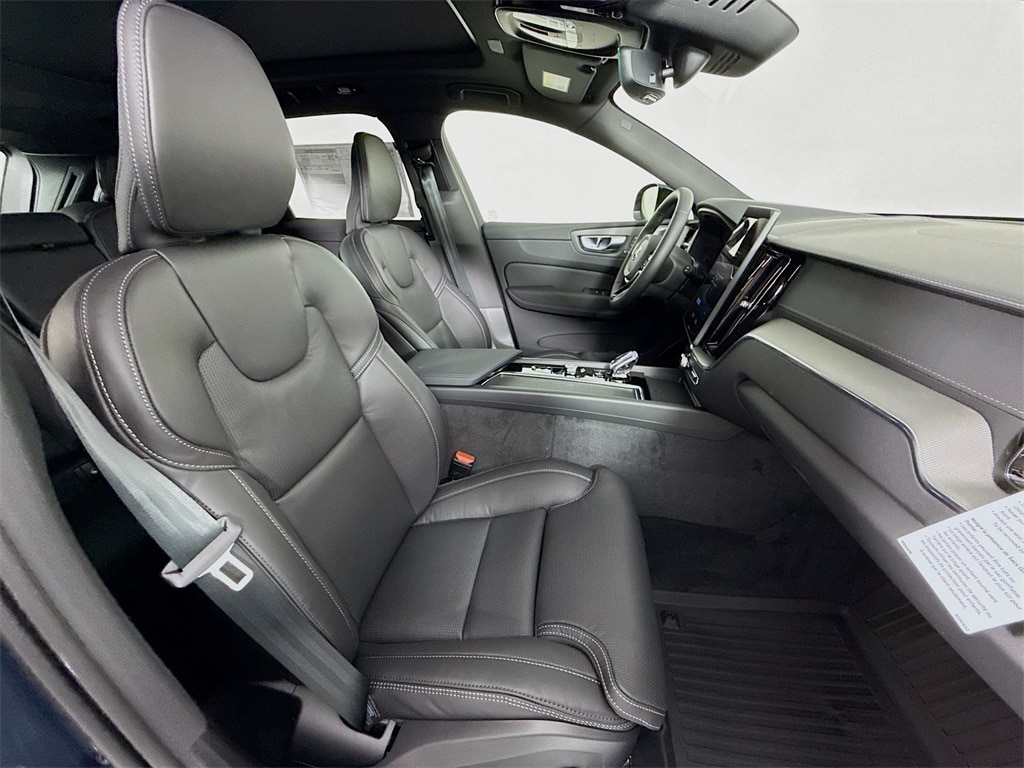 2026 Volvo XC60 Ultra - Photo 24