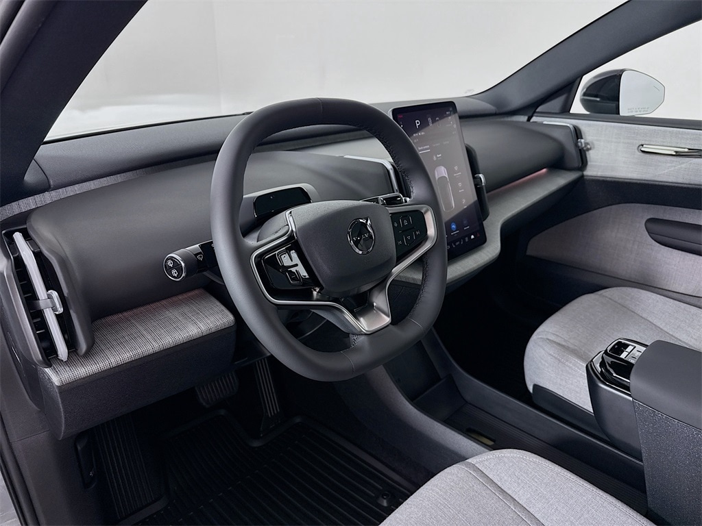 New 2025 Volvo EX30 Twin Motor Ultra SUV