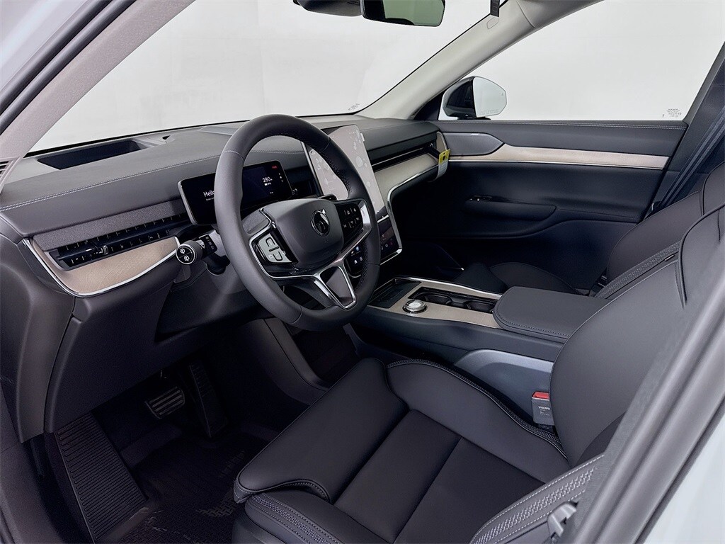 2025 Volvo EX90 Twin Motor Plus photo 4