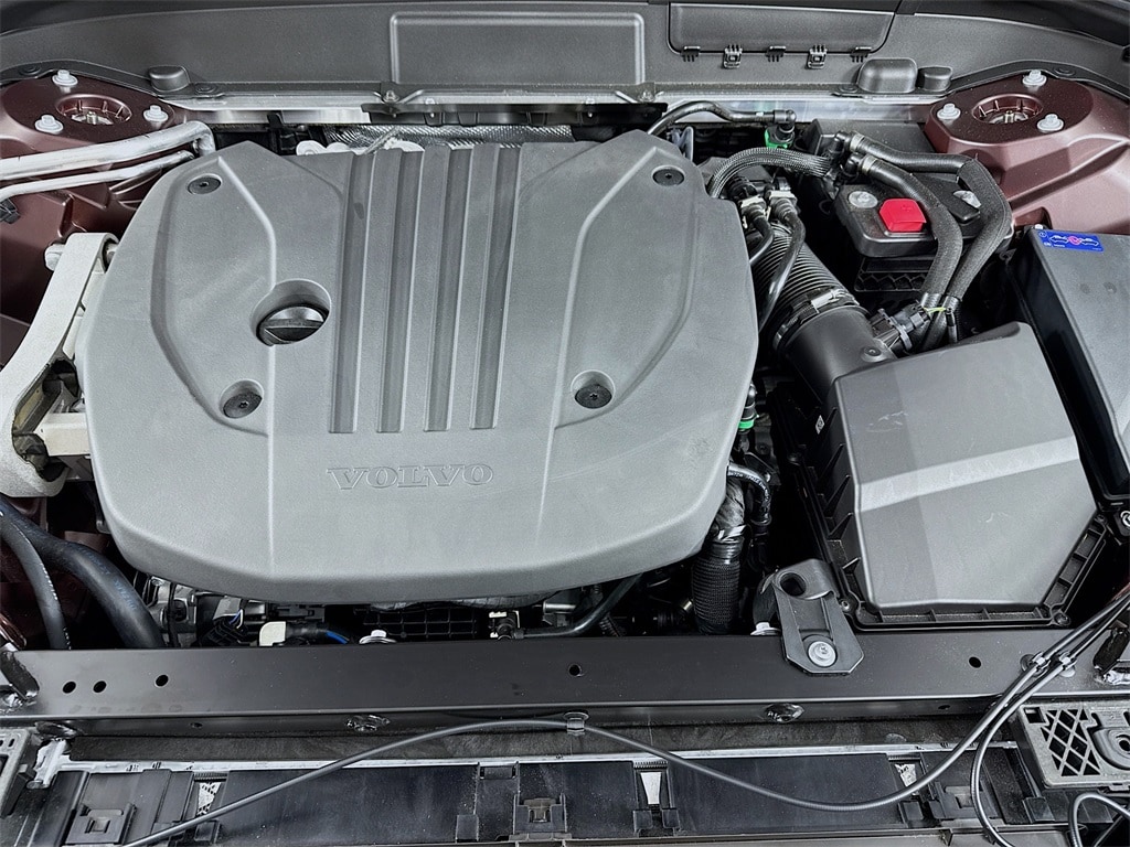 2026 Volvo XC60 Plus - Photo 26