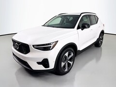 2026 Volvo XC40 B5 Plus AWD SUV