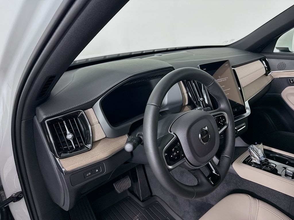 New 2026 Volvo XC90 plug-in hybrid T8 Plus 6-Seater SUV