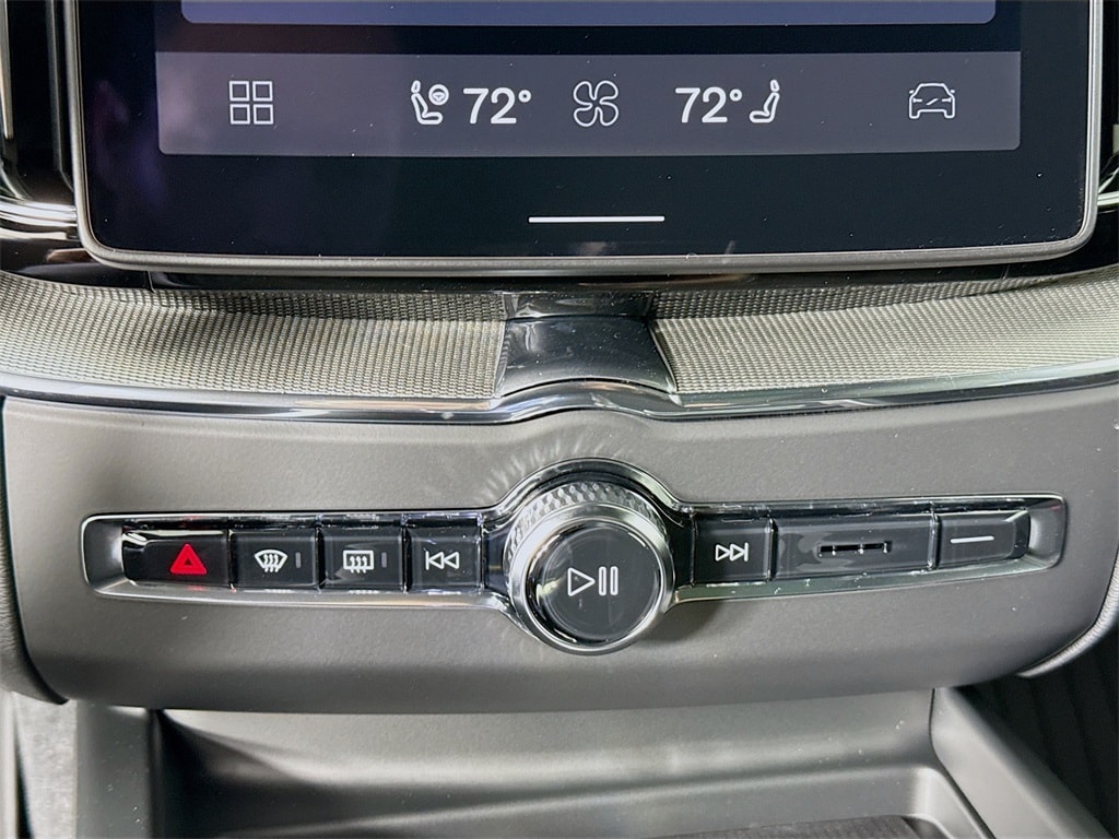 2026 Volvo XC60 Ultra - Photo 15