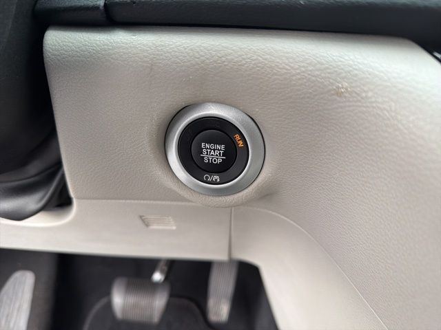 2024 Chrysler Pacifica Touring L - Photo 24