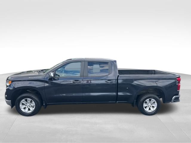 2023 Chevrolet Silverado 1500 LT photo 2