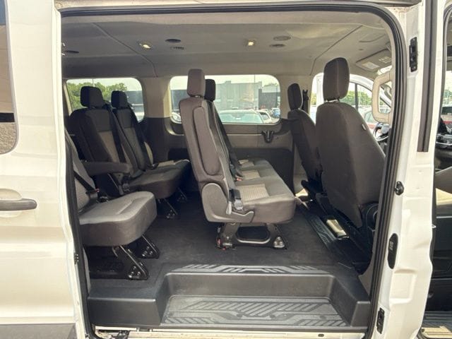 2023 Ford Transit Passenger Van XLT - Photo 13