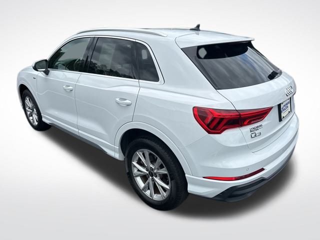 2024 Audi Q3 S line Premium photo 2