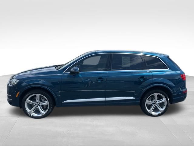 2019 Audi Q7 55 Prestige photo 2