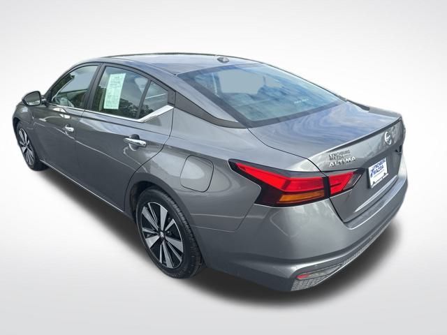 2022 Nissan Altima 2.5 SV photo 3