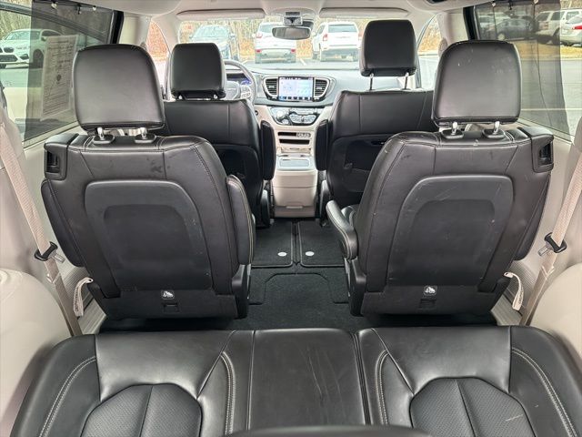 2024 Chrysler Pacifica Touring L - Photo 30