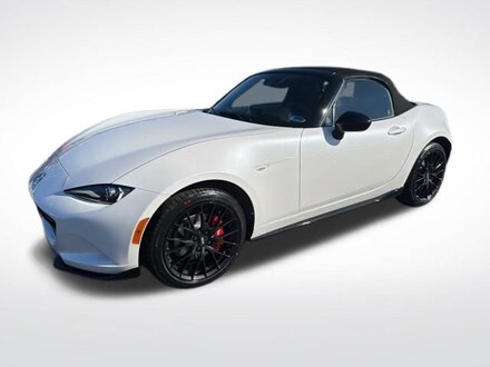 2025 Mazda MX-5 MIATA Club CONVERTIBLE