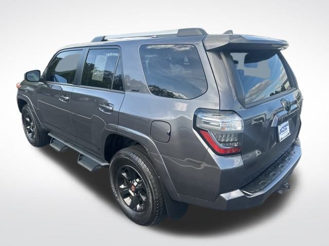 2023 Toyota 4Runner SR5 photo 3
