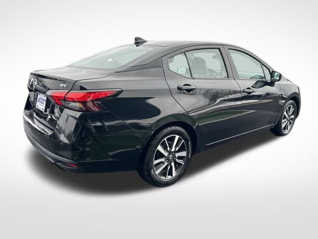 2021 Nissan Versa 1.6 SV photo 4