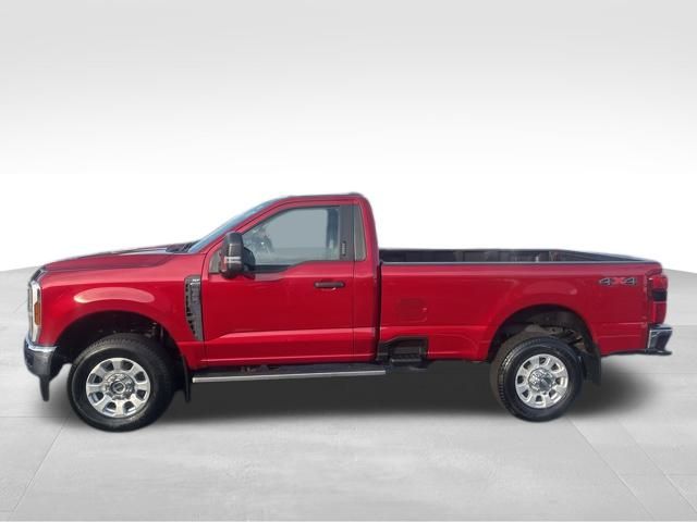 2024 Ford F-350 photo 2
