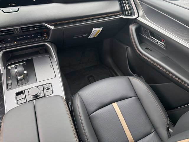 2026 Mazda CX-70 Premium Package - Photo 29