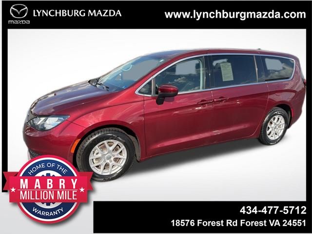 2023 Chrysler Voyager LX's photo