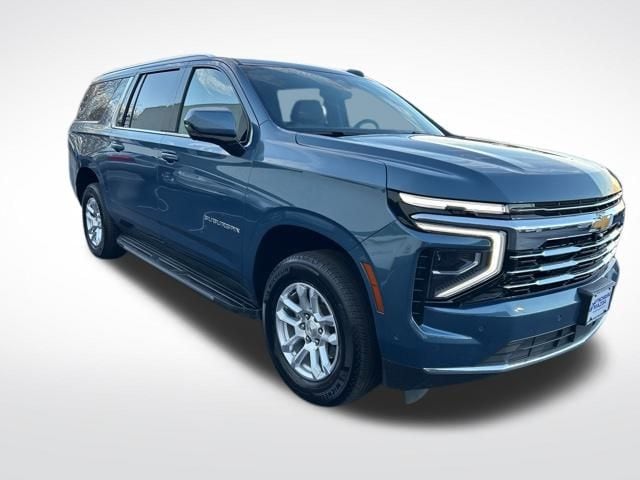 2025 Chevrolet Suburban LT - Photo 8
