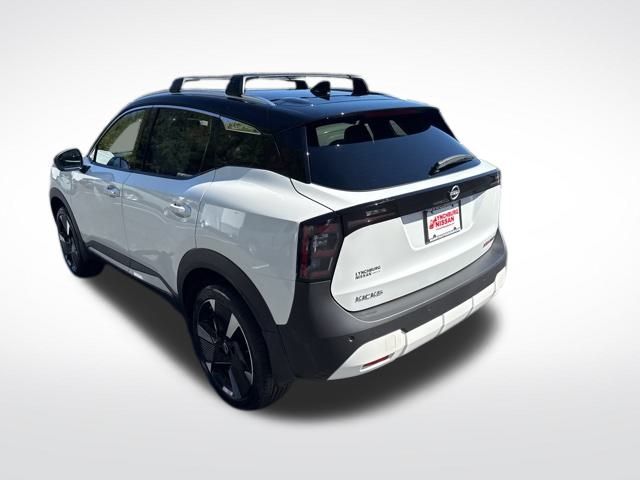 2026 Nissan Kicks SR photo 2