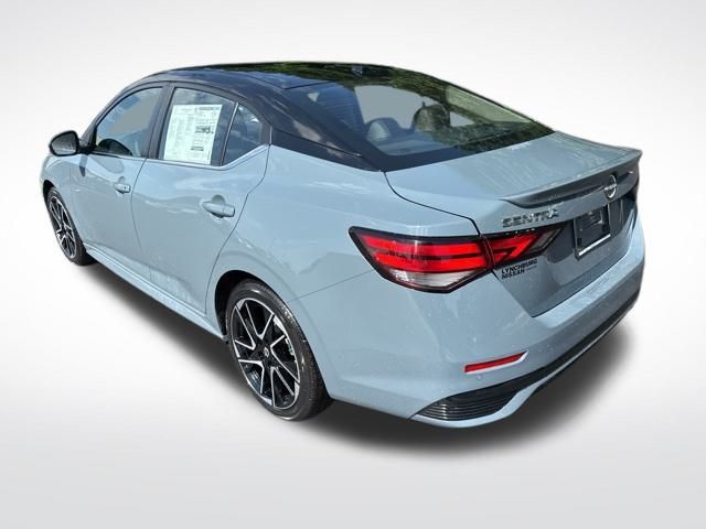 2025 Nissan Sentra SR photo 3