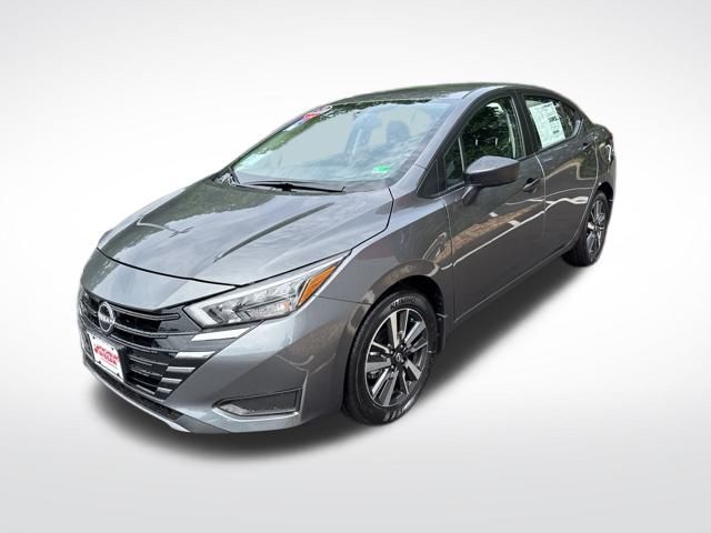 2025 Nissan Versa 1.6 S photo 2