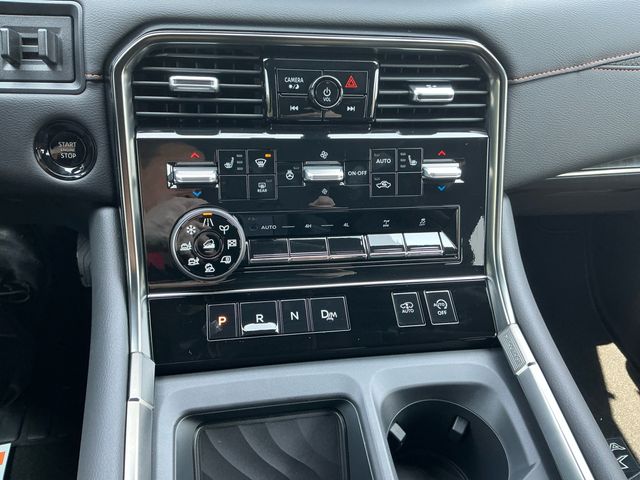 2025 Nissan Armada PRO-4X - Photo 21