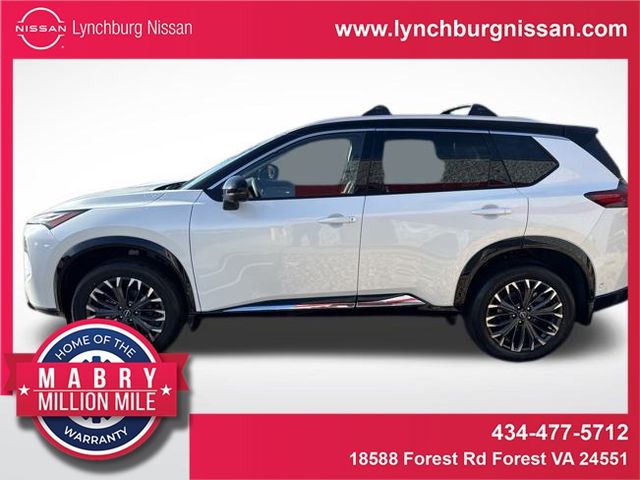 2026 Nissan Rogue Platinum's photo