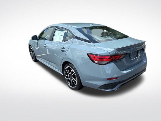 2025 Nissan Sentra SR photo 3