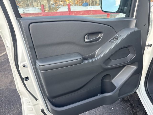 2026 Nissan Frontier S - Photo 14