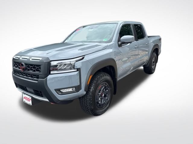 2025 Nissan Frontier PRO-4X photo 2