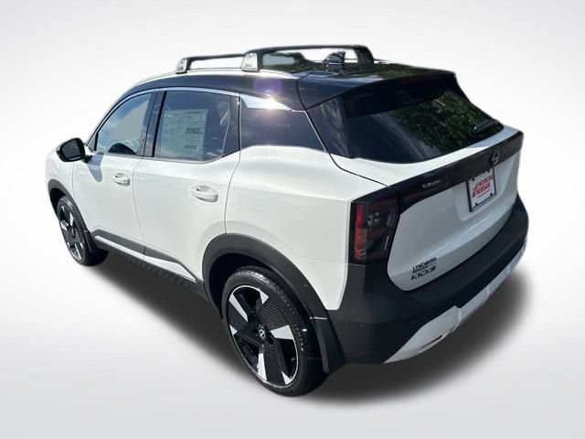 2026 Nissan Kicks SR photo 2