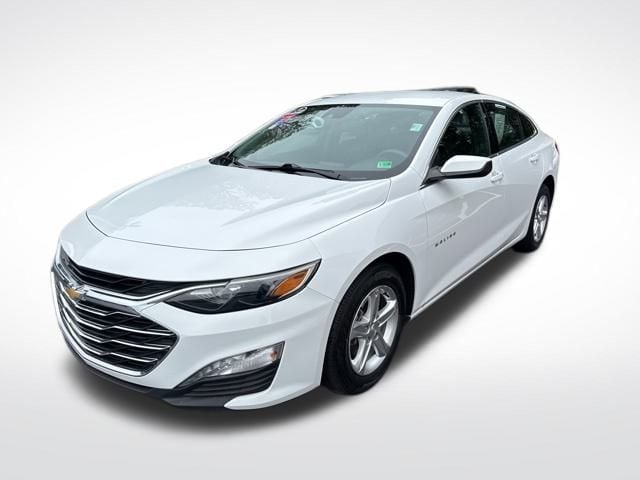 1G1ZD5ST4RF124405