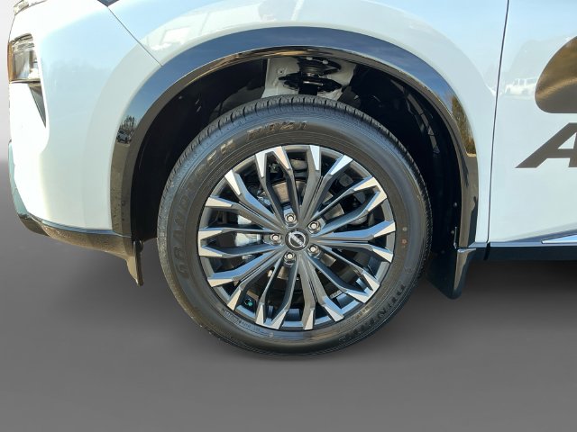 2026 Nissan Rogue Platinum - Photo 17