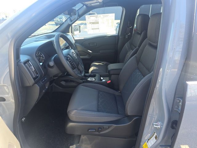 2026 Nissan Frontier SV - Photo 12