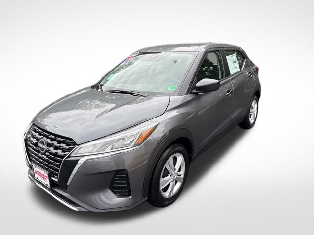 2025 Nissan Kicks Play S photo 2