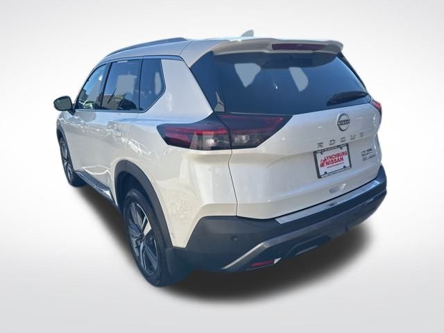 2023 Nissan Rogue SL photo 2