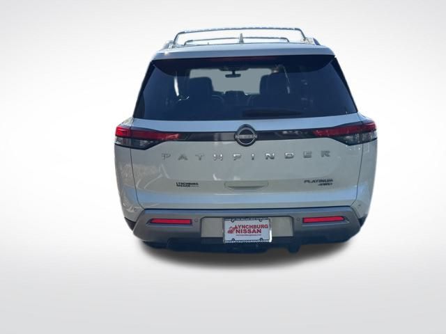 2023 Nissan Pathfinder Platinum photo 3
