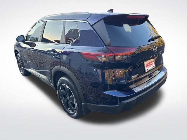 2026 Nissan Rogue SV photo 2