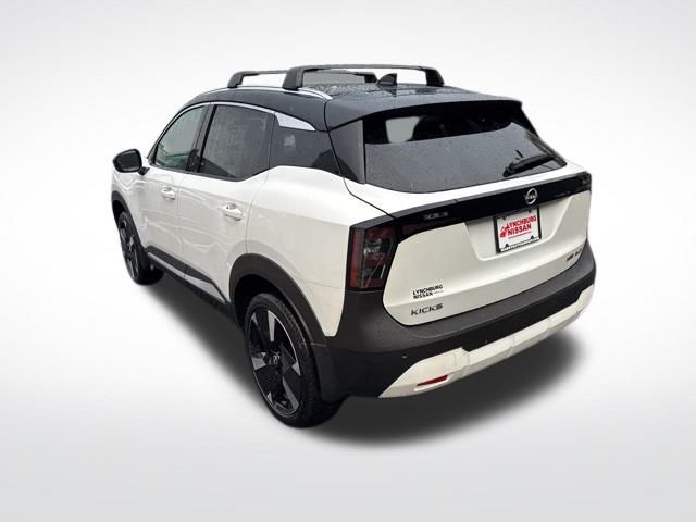 2026 Nissan Kicks SR photo 3