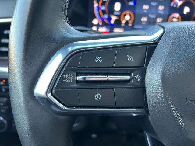 2025 Chevrolet Suburban LT - Photo 16