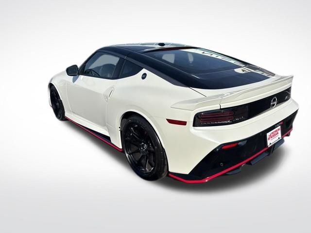 2025 Nissan Z NISMO - Photo 6