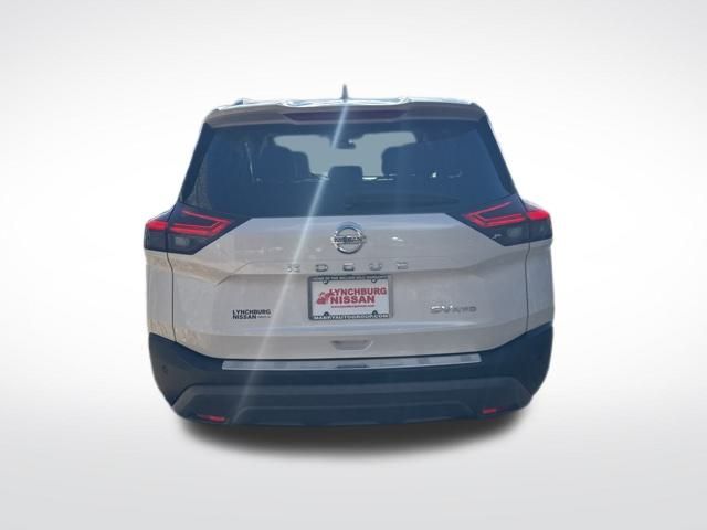 2021 Nissan Rogue SV photo 4