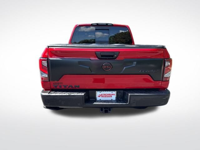 2023 Nissan Titan PRO-4X photo 4