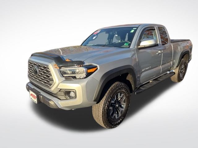 2023 Toyota Tacoma V6 4x4 photo 2