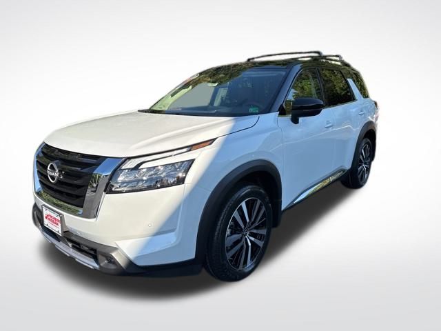 2025 Nissan Pathfinder Platinum photo 2