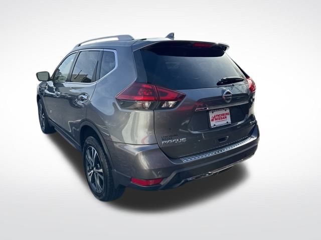 2020 Nissan Rogue SV photo 3