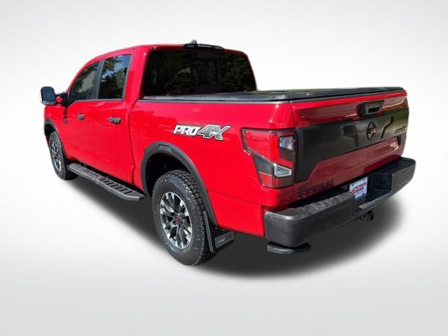 2023 Nissan Titan PRO-4X photo 3