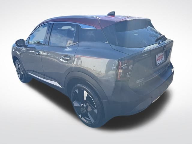 2026 Nissan Kicks SR photo 2